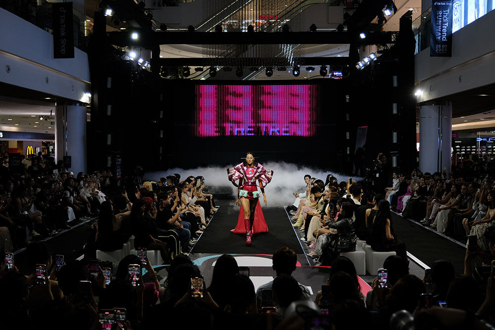 Tiktokshop Thời Trend Runway